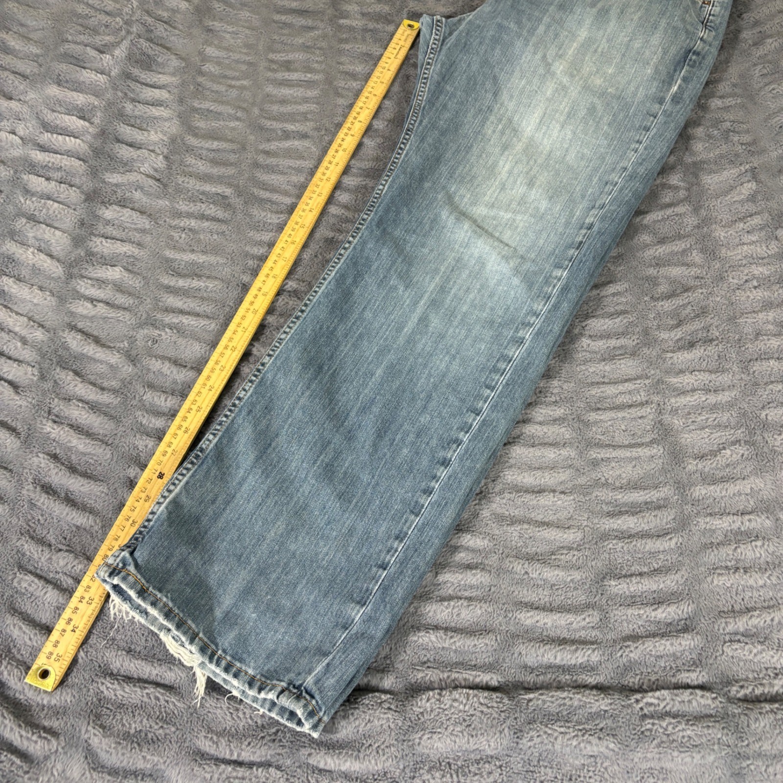 Levis 559 Relaxed Straight Leg Jeans Mens 42×34 Medium Wash Blue Denim AR323