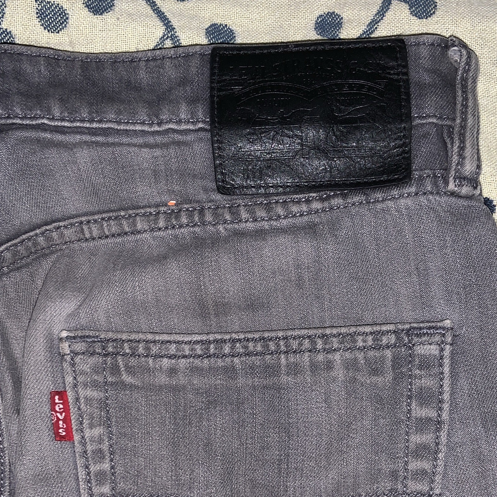 Levi’s Men’s Gray Skinny Jeans Slim Fit Low Rise Stretch Denim Zip/Button