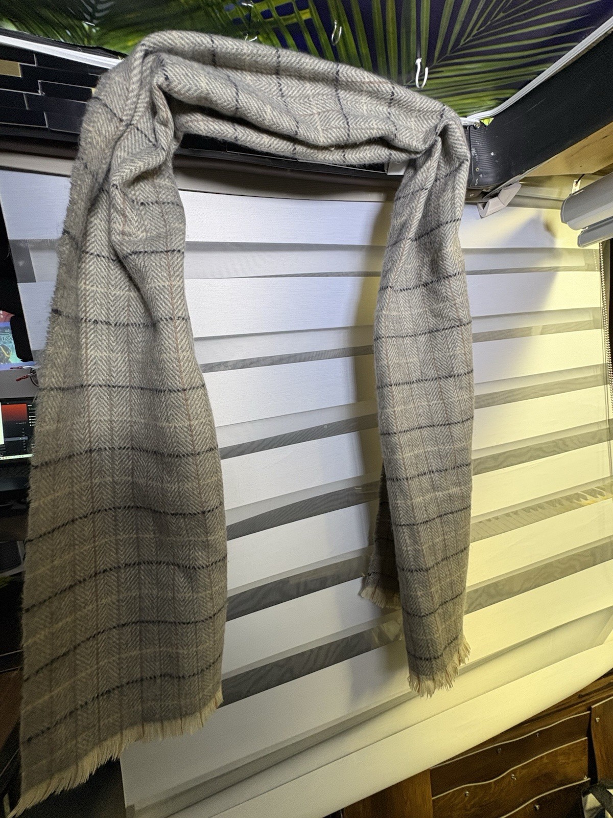 Gray Plaid Wool Woven Rectangle Scarf with Fringe, Women’s 38×21 in