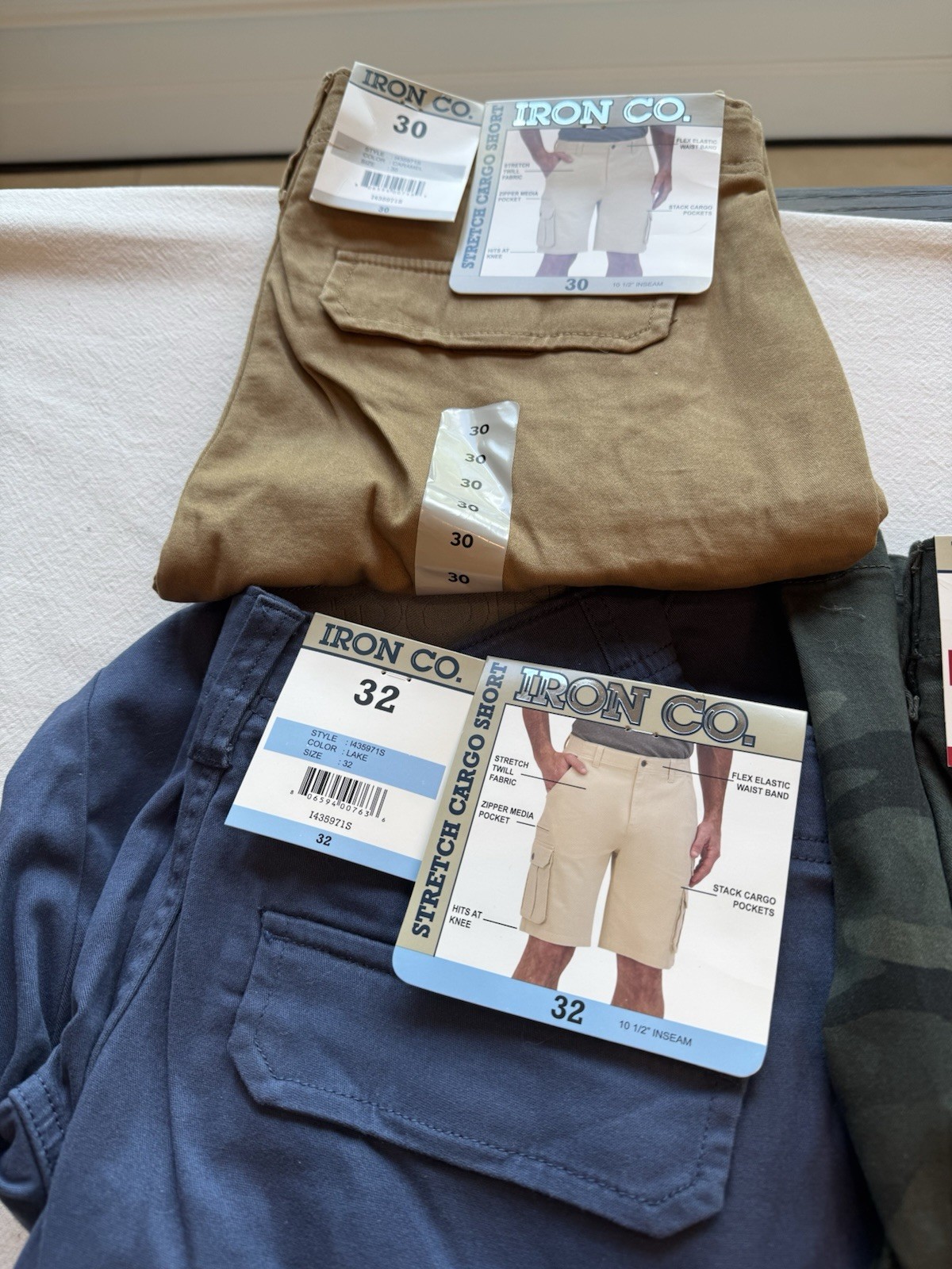 IRON CO. Men’s Stretch Twill Cargo Shorts Size 30, 32, 34, 36,38
