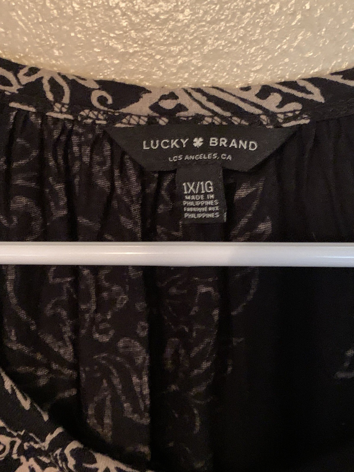 Lucky Brand Black And Tan Knit Boho Top Size 1X Casual