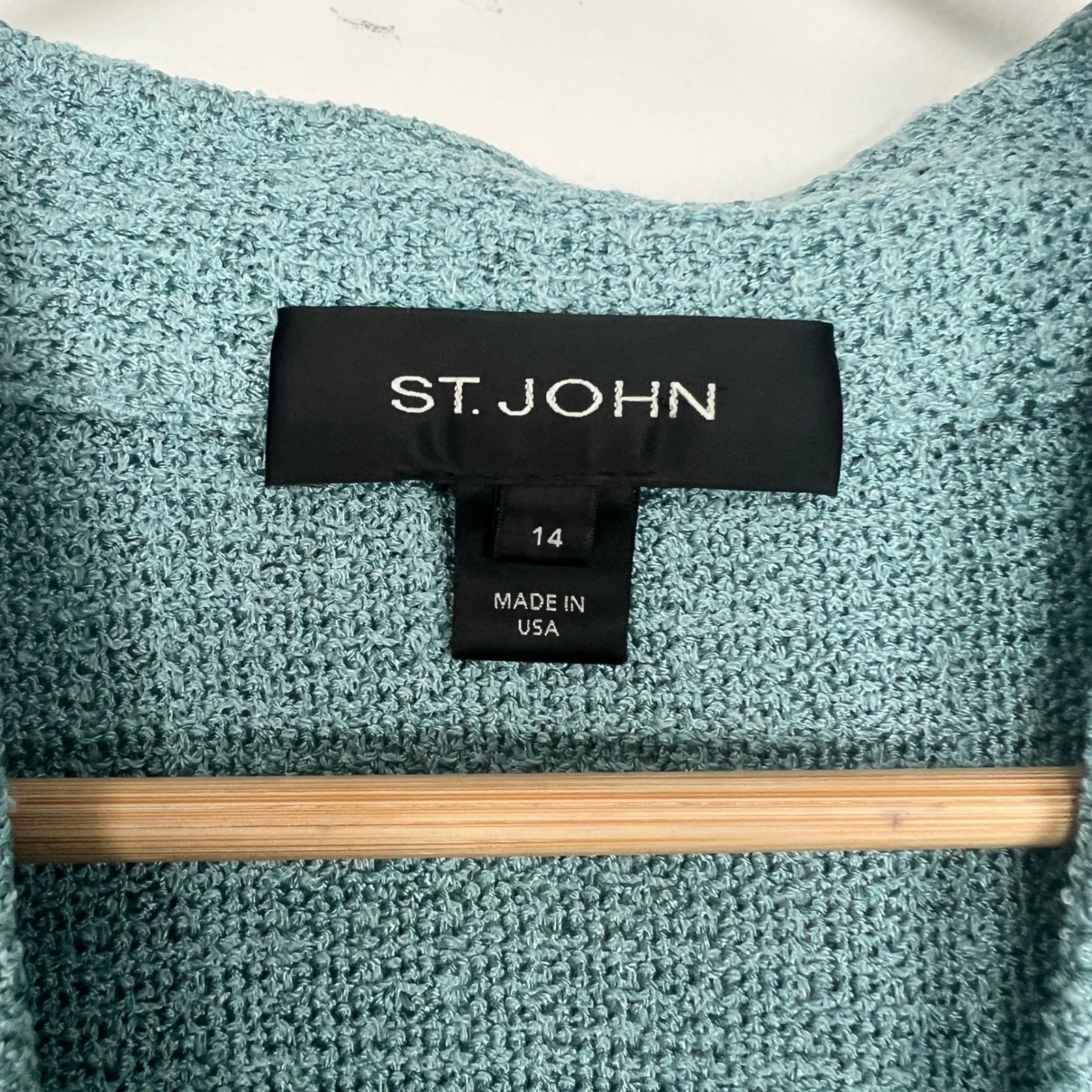 St. John Aqua Teal Blue Textured Knit Blazer Shell Jacket Size 14 USA V-Neck