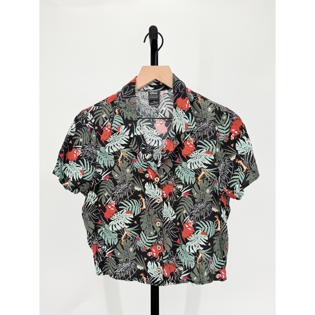Disney Lion King Timon Pumbaa Camp Shirt Tropical Novelty Print Button Front