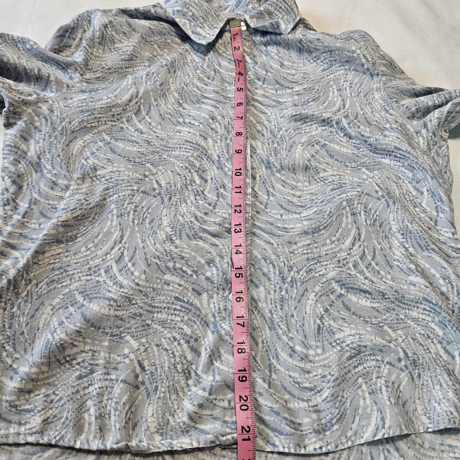 Foxcroft Womens Abstract Button Up Shirt Size 14 Petite Long Sleeve Wrinkle Free