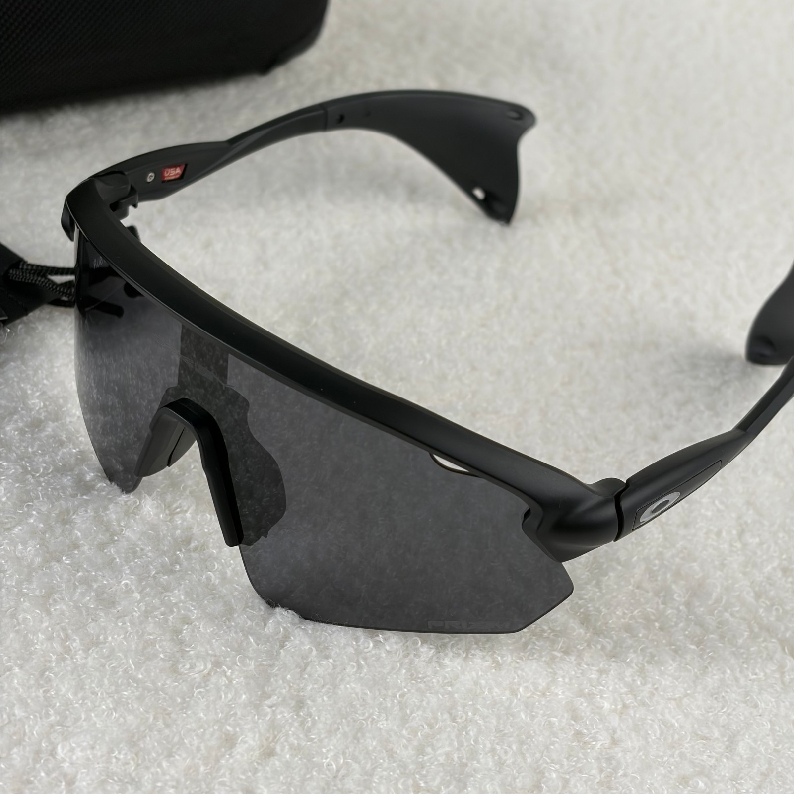 Oakley Stunt Devil Sunglasses Matte Black Frame Prizm Black Shield Includes Box