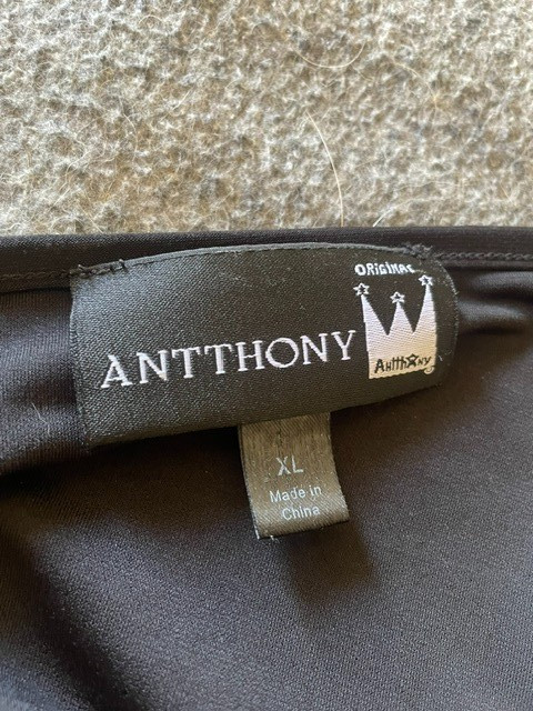 Antthony Black tunic, XL