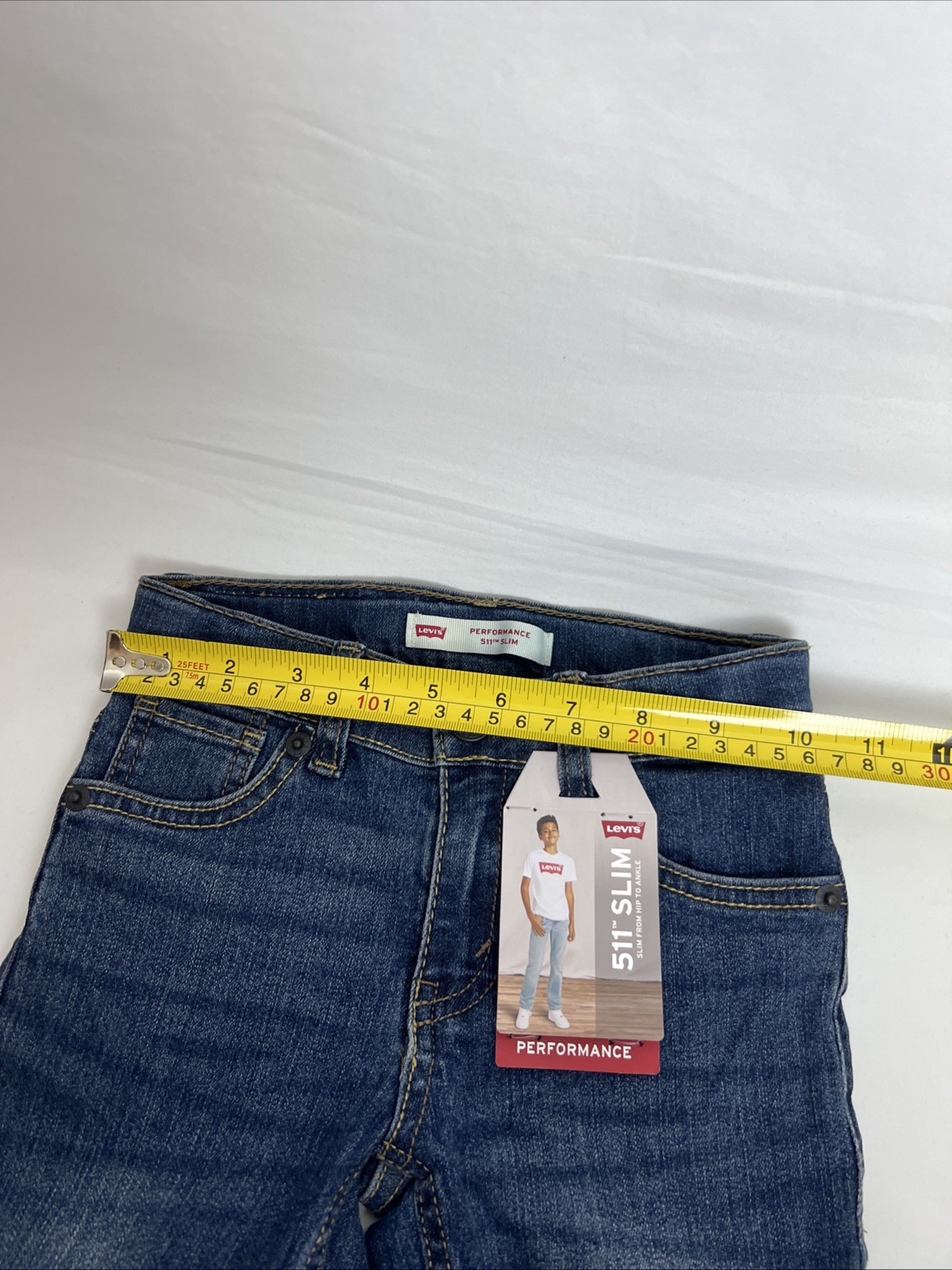 Levi’s Boys 511 Slim Fit Zip Fly & Button Closure Denim Jeans Size 4