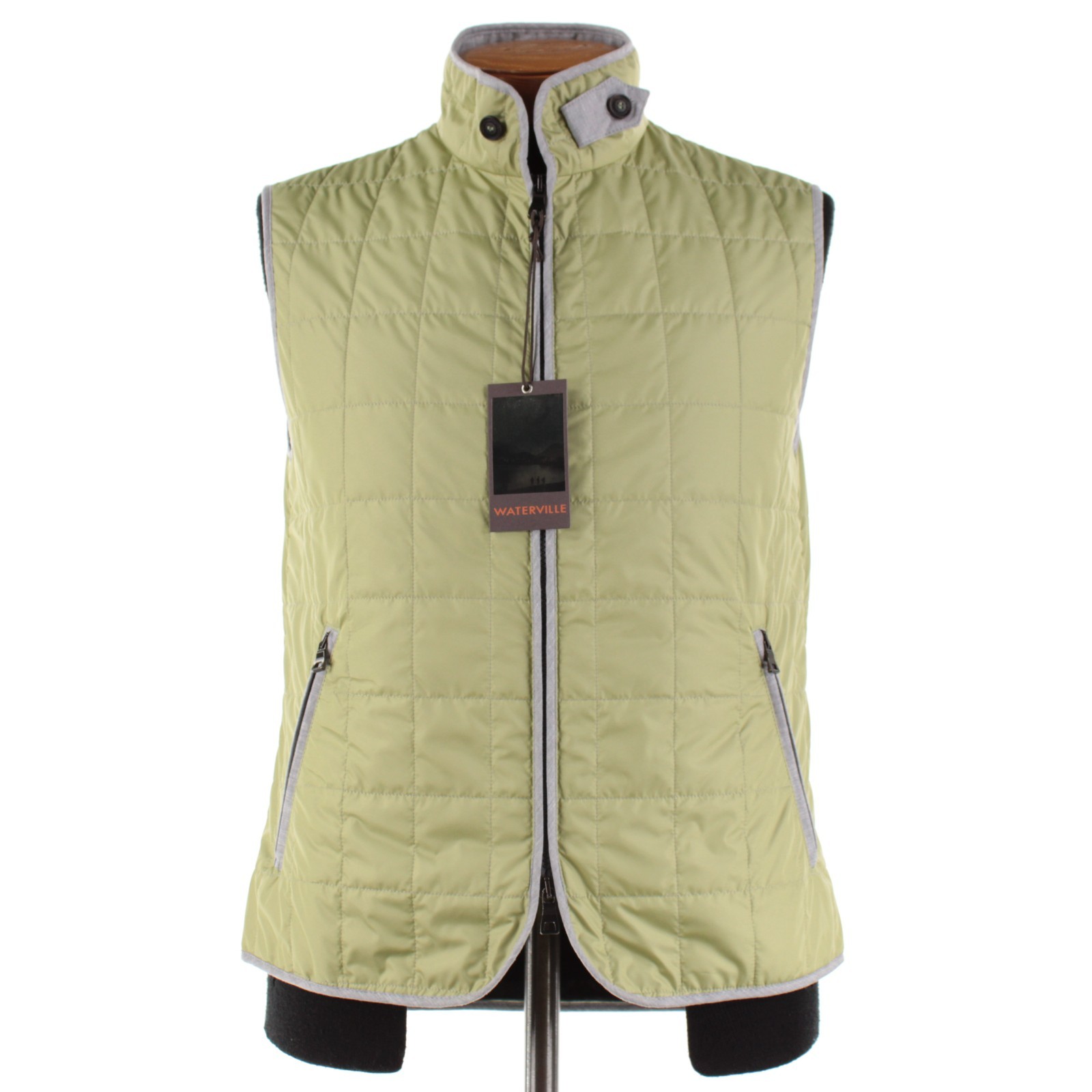Waterville NWT Polyester Quilted Vest Size 50 (L US) Fit In Solid Green