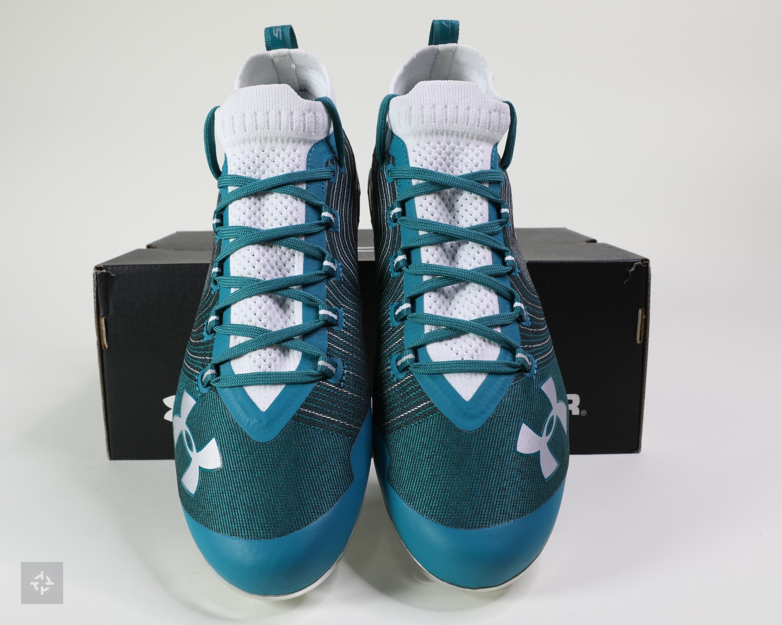 Under Armour Spotlight MC Cyan Chrome Football Cleats Mens Size 11 (3021418-303)