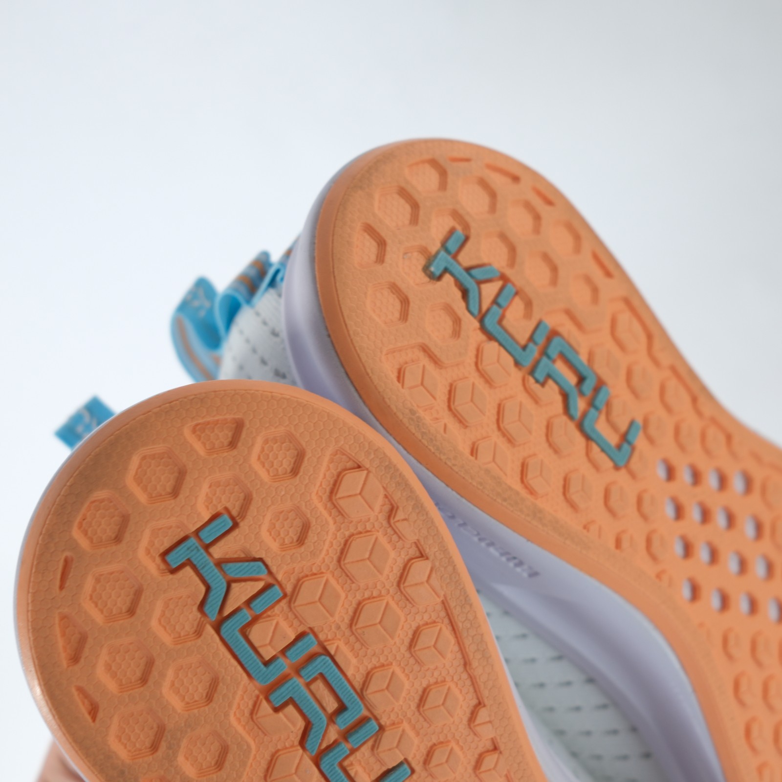 Kuru ATOM Slip-On Bright White-Topaz Blue Women’s Size 10.5 *EXCELL COND!