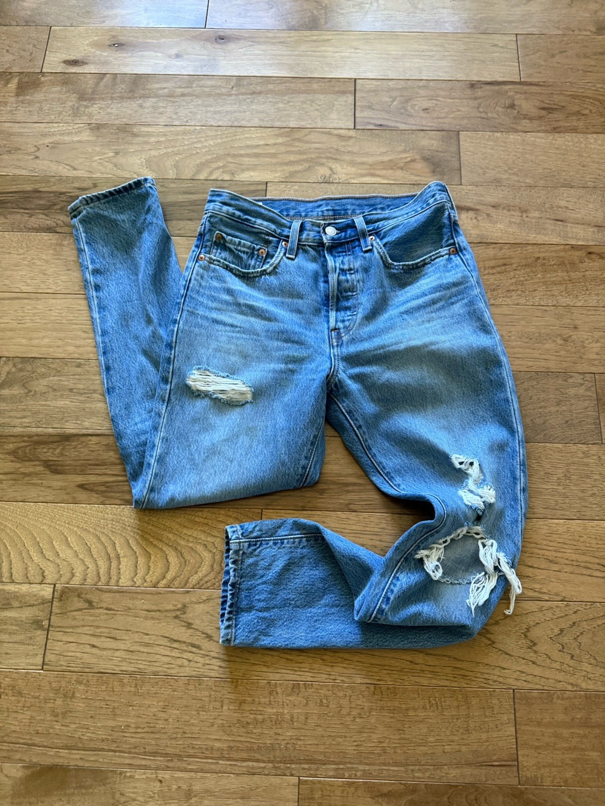 Levi’s Premium 501 S Skinny High Rise Jeans Distressed Wash 2019 Big E