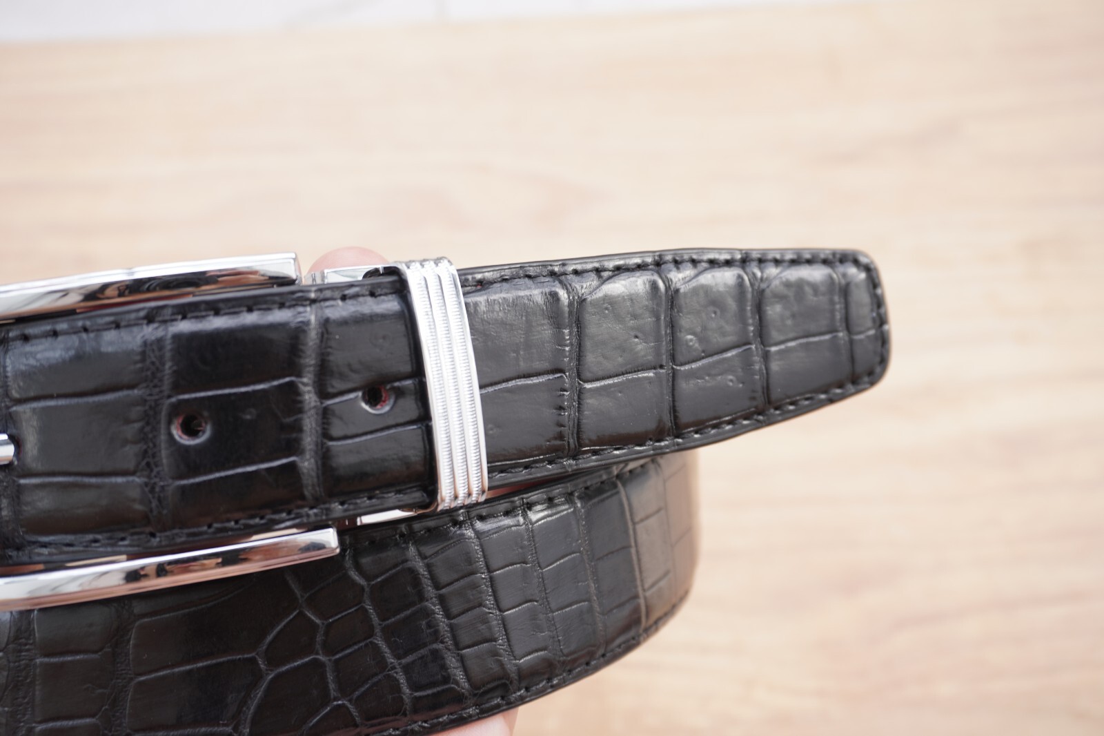 W 1.3 inch – Black Genuine Crocodile Belly Leather Skin Men’s Belt