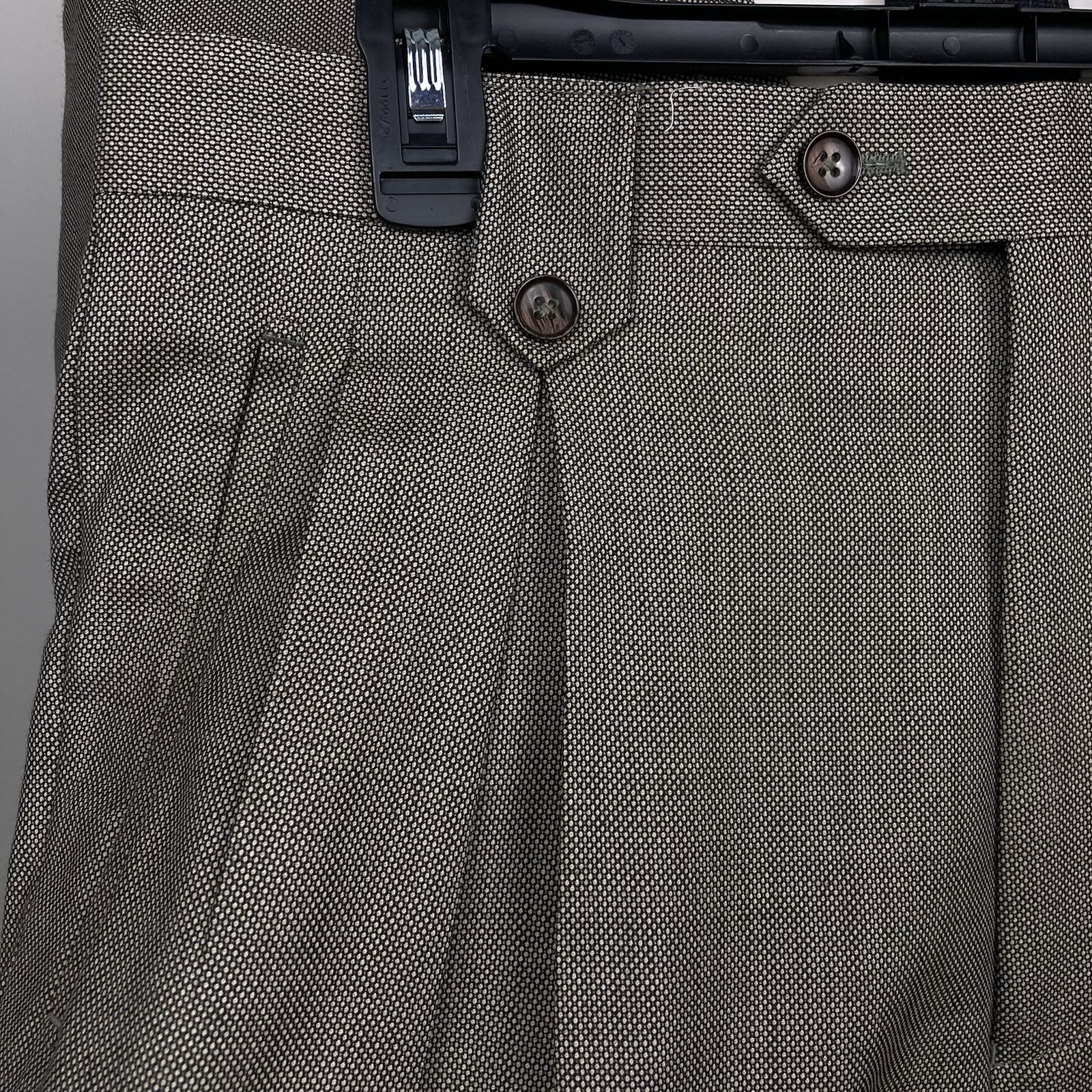 Tiglio Rosso Men’s 2-pc suit Jacket 42R 2-Btn Pants 32W 27L Made Italy Wool