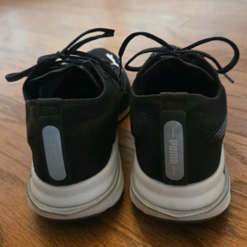 Puma Deviate Nitro Women Size 7 Black Silver Carbon Plate Running Shoes 194453