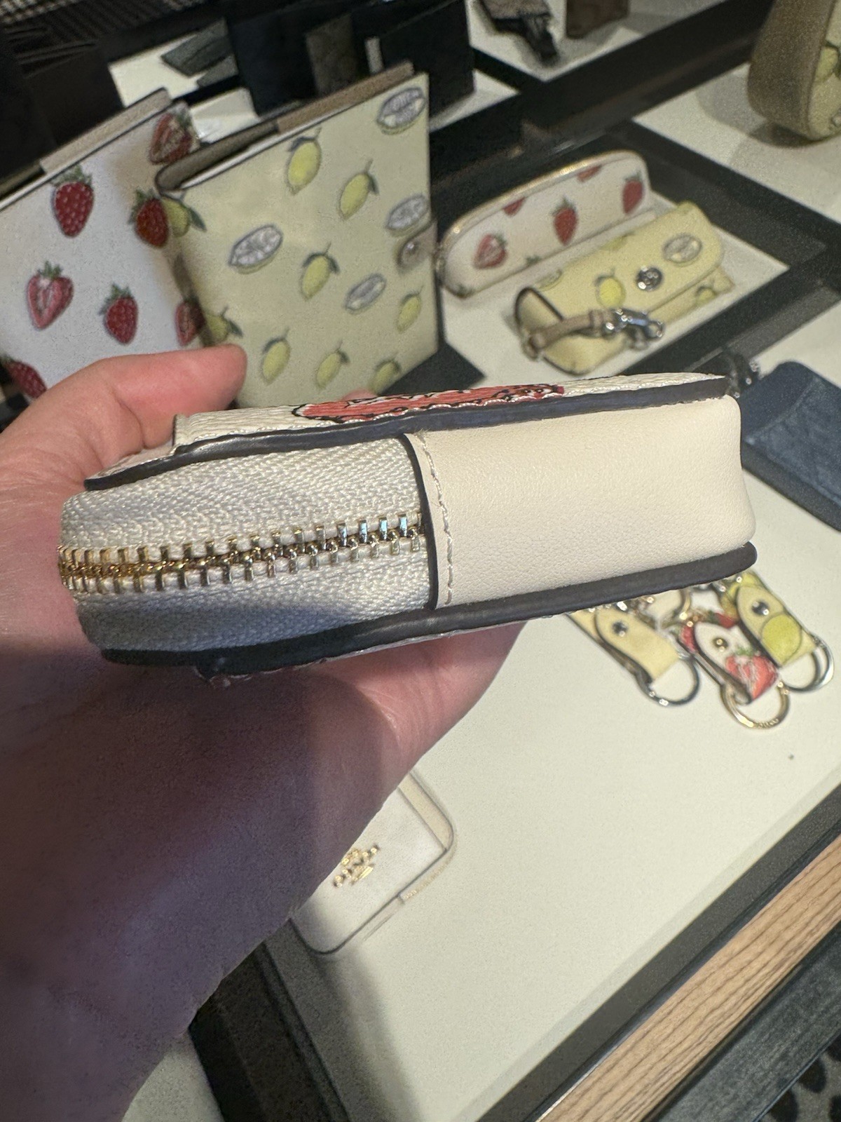 NWT Coach Zip Card Case With Strawberry Print CAR32