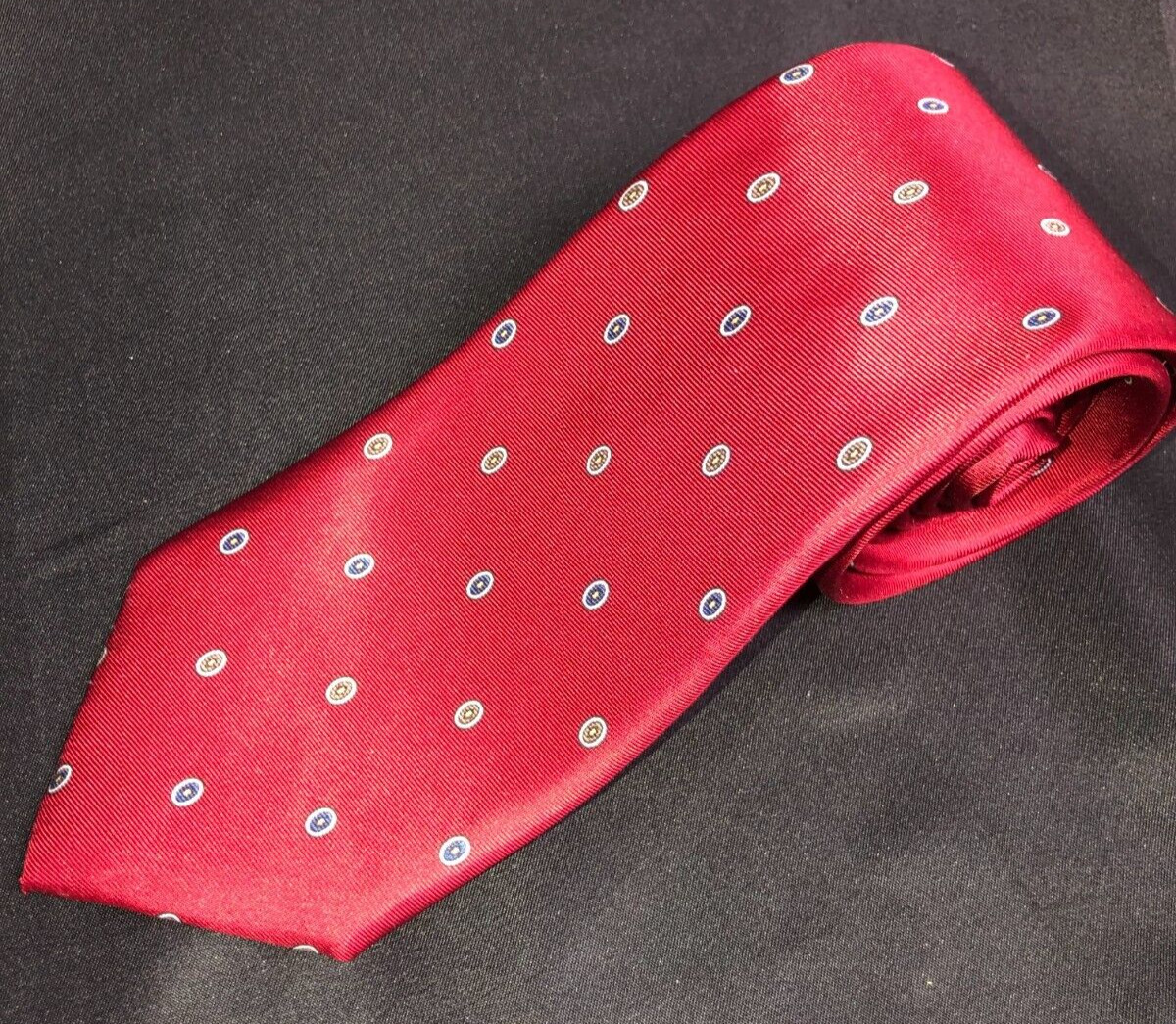 Christian Dior Men’s Silk Tie Red Geometric Width: 3.25″ Length: 55″ Made In USA