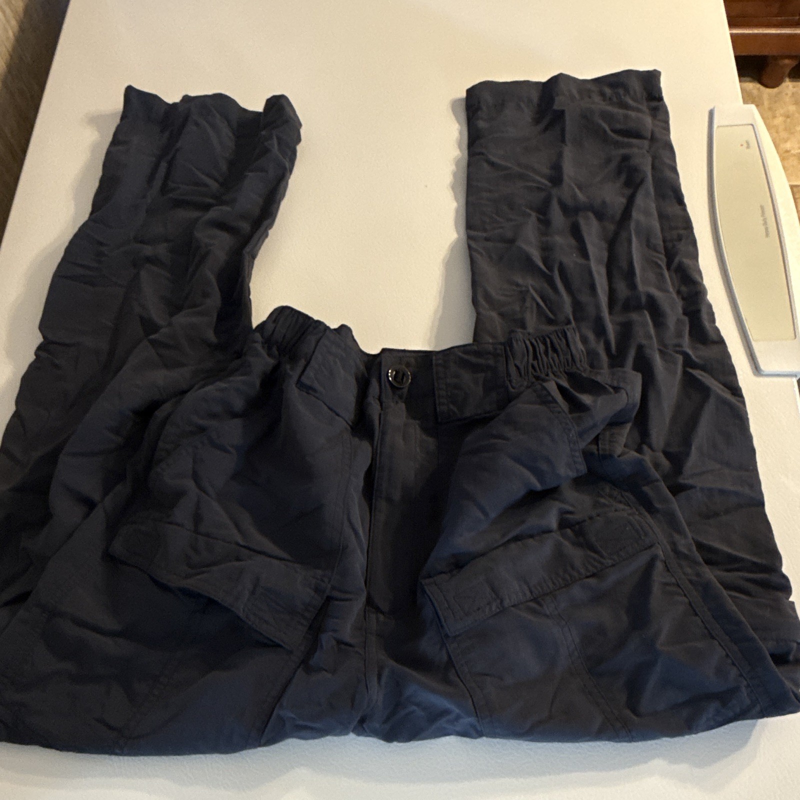 Men’s Black Cargo Pants S/30 30W Straight Leg Nylon/Poly Pockets Button