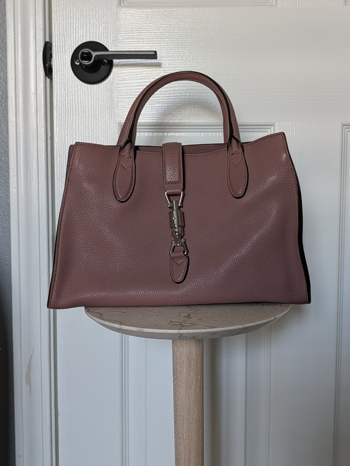 AUTHENTIC Gucci Jackie Tote Leather Small Pink Mauve EUC with Dustbag