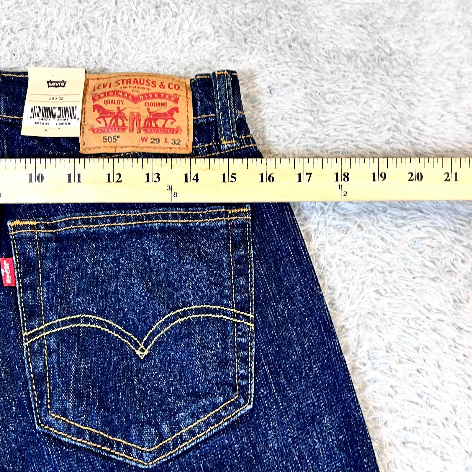 Levi’s Men’s Blue Denim 505 Regular Eco Ease Straight Fit Jeans 29×32