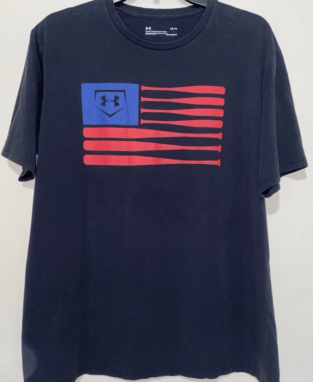 Under Armour HeatGear Men’s L Loose Fit Polyester Crew Tee Black USA Flag