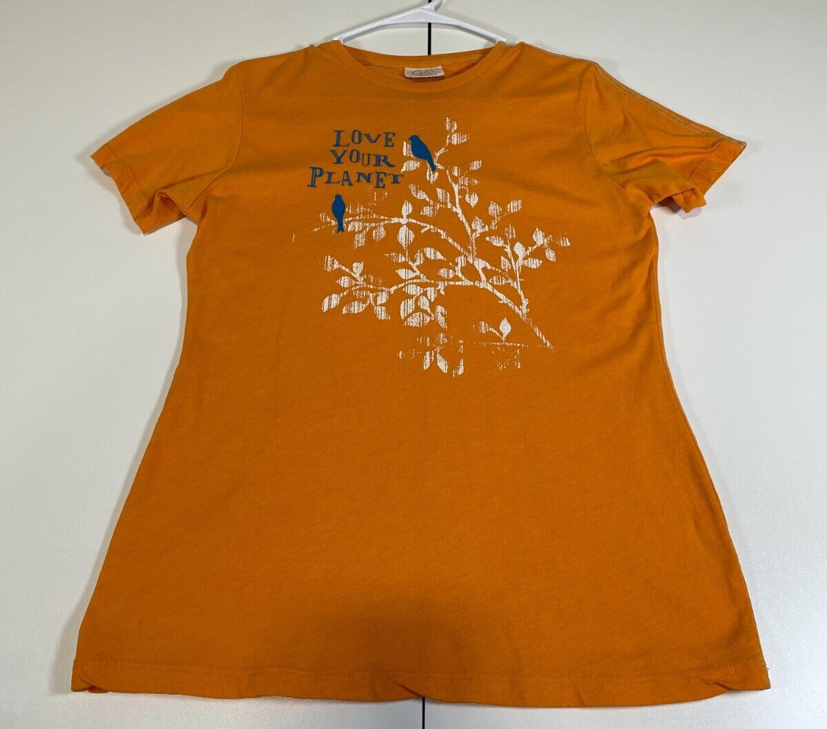 Jones & Mitchell Womens Orange “Love Your Planet” Tree Birds Tee Sz L