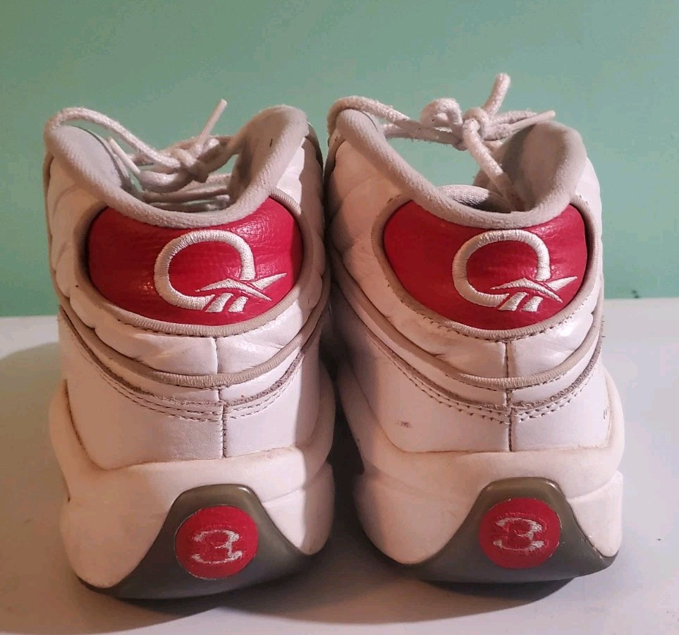 Reebok QUESTION MID Pearlized RED Toe White OG 74-79884 Shoes size 10.2/3
