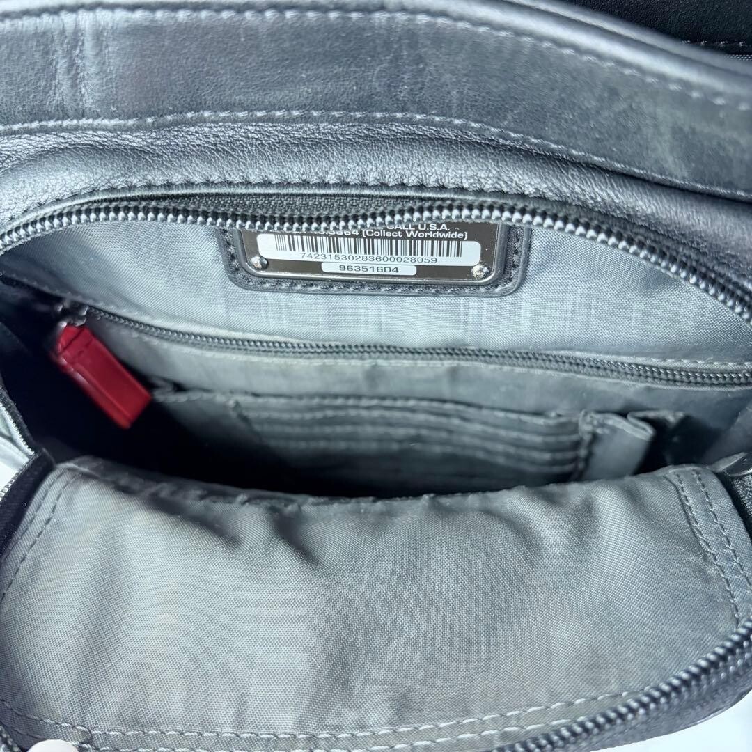TUMI Black Leather Briefcase T-Pass A4 PC Pocket Business Bag 963516D4