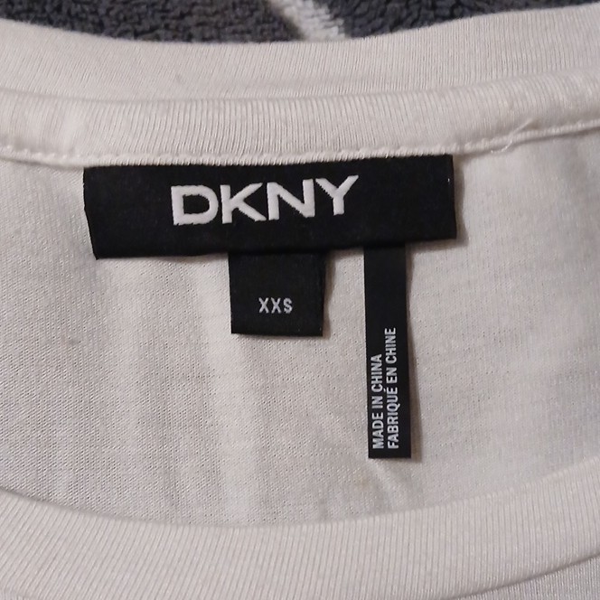 DKNY Women’s White Sheer Mesh Short Sleeve Round Neck Pullover Tee M