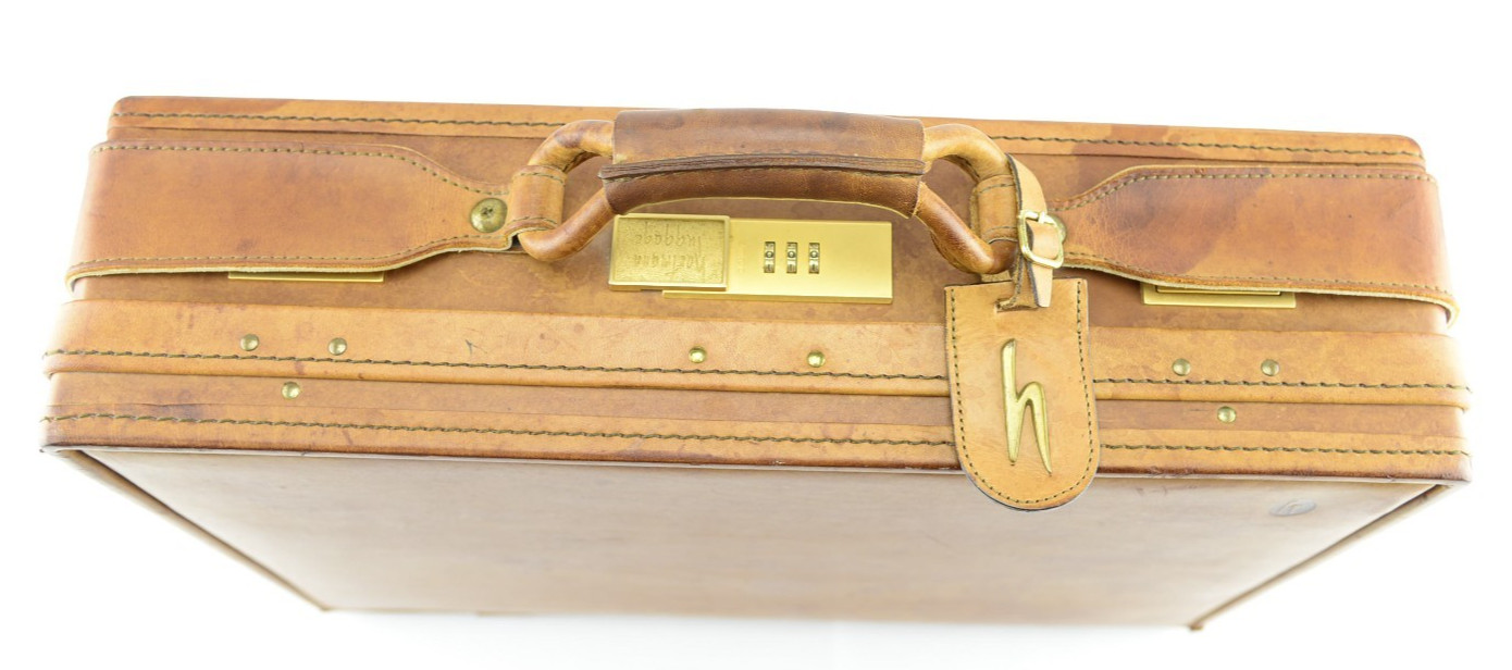 Hartmann Luggage Belting Brown Leather Briefcase Attache 18 x 13 x 5 Inches
