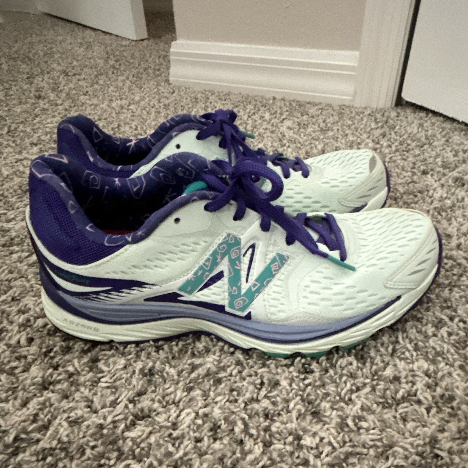 New Balance 880v6 runDisney Alice in Wonderland Mesh Running Shoes W880DS6
