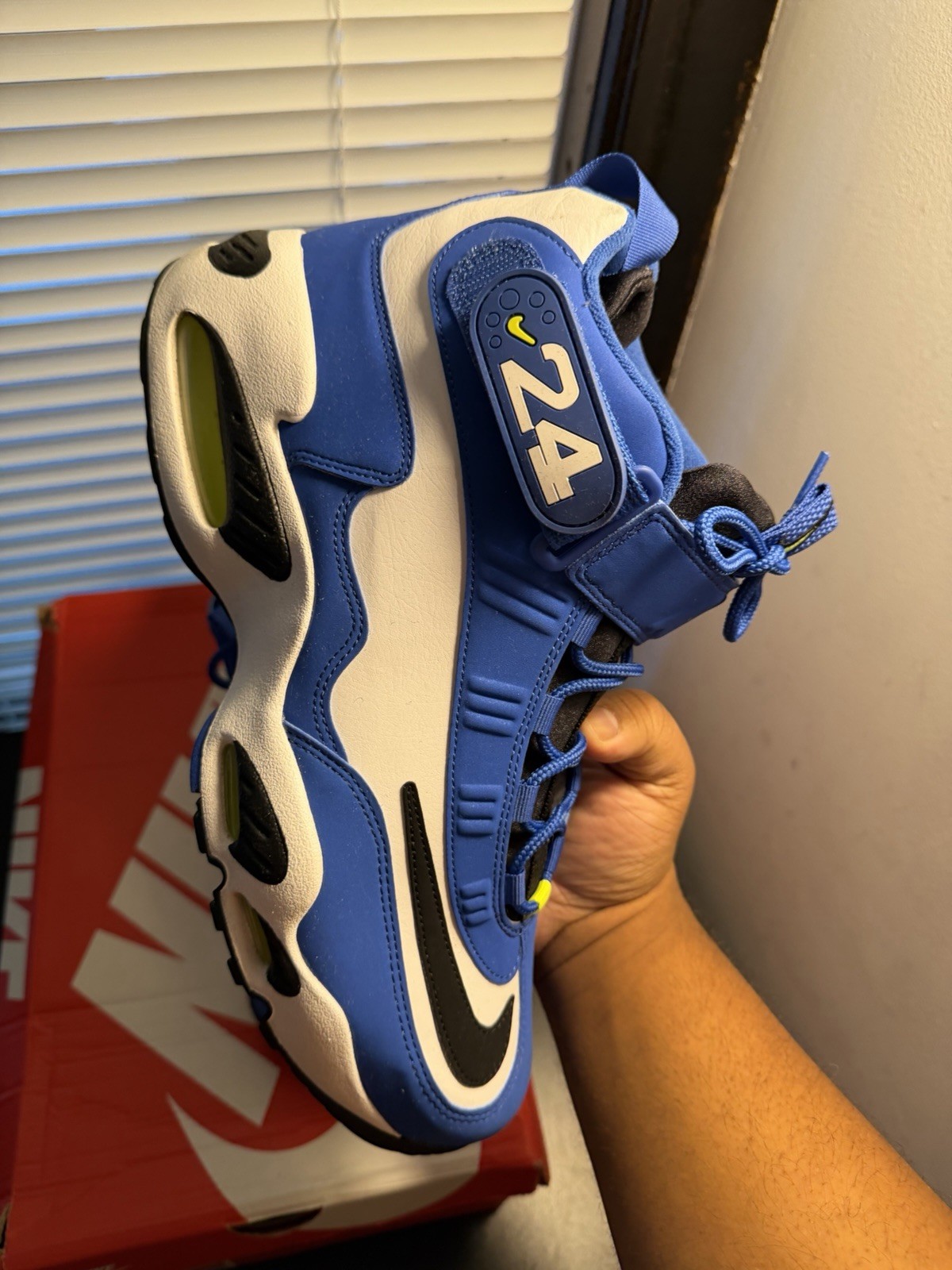 Nike Air Griffey Max 1 2021 Varsity Royal Size 11.5 VNDS