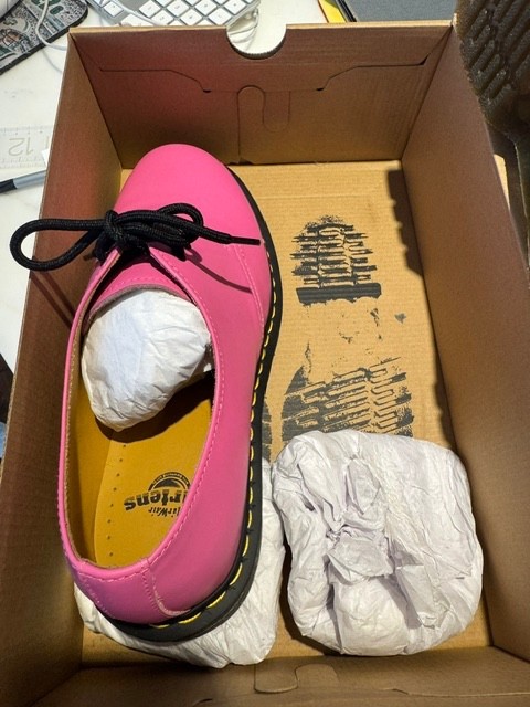 Unisex Oxfords 1461 Thrift Pink -US Men’s 10, Women’s 11 NEW