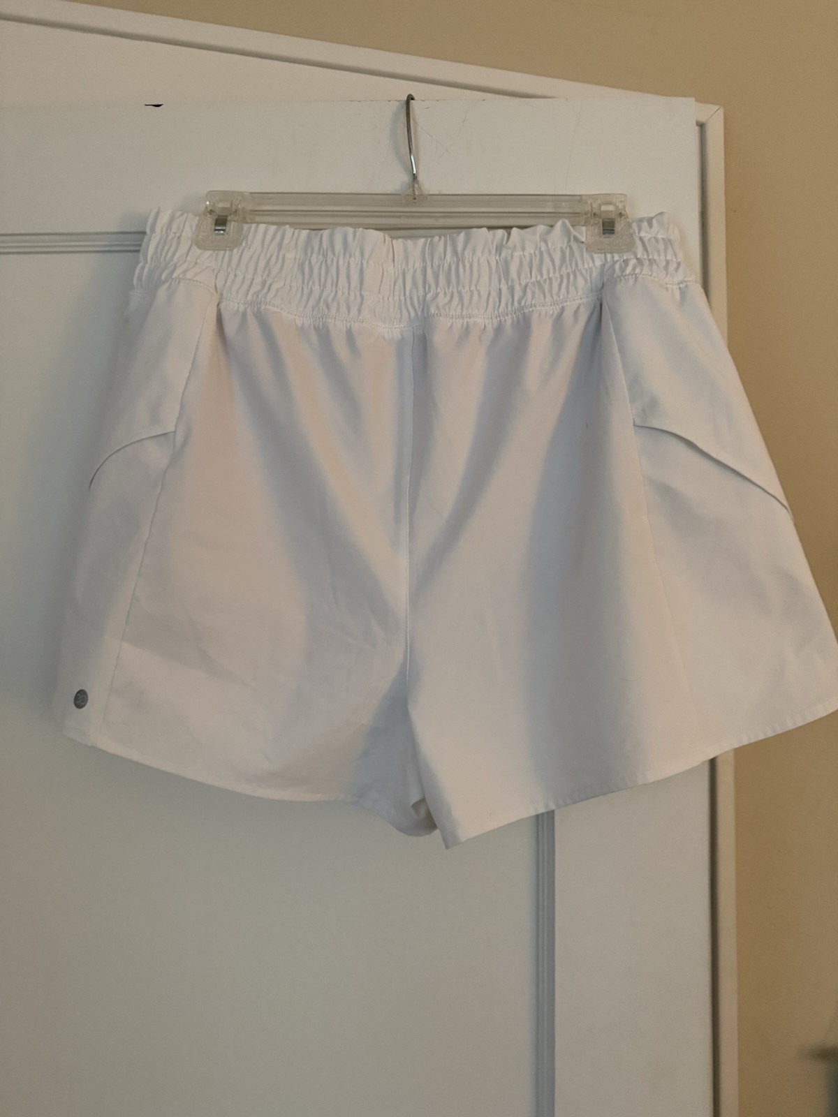 CALIA Women’s White Woven Athletic Shorts L