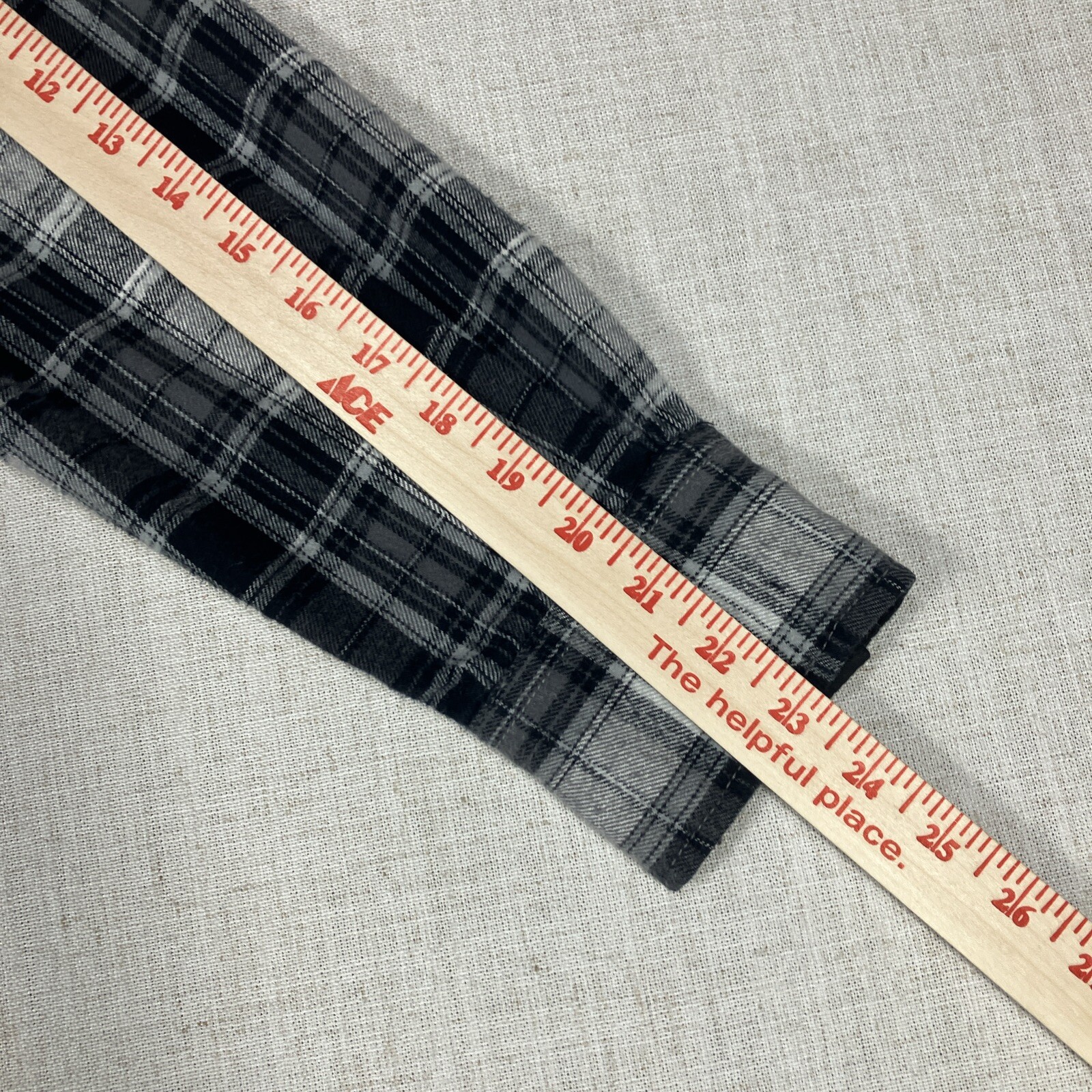 Franky Max Women’s Flannel Size Large Button Pearl Snap Zip Pockets