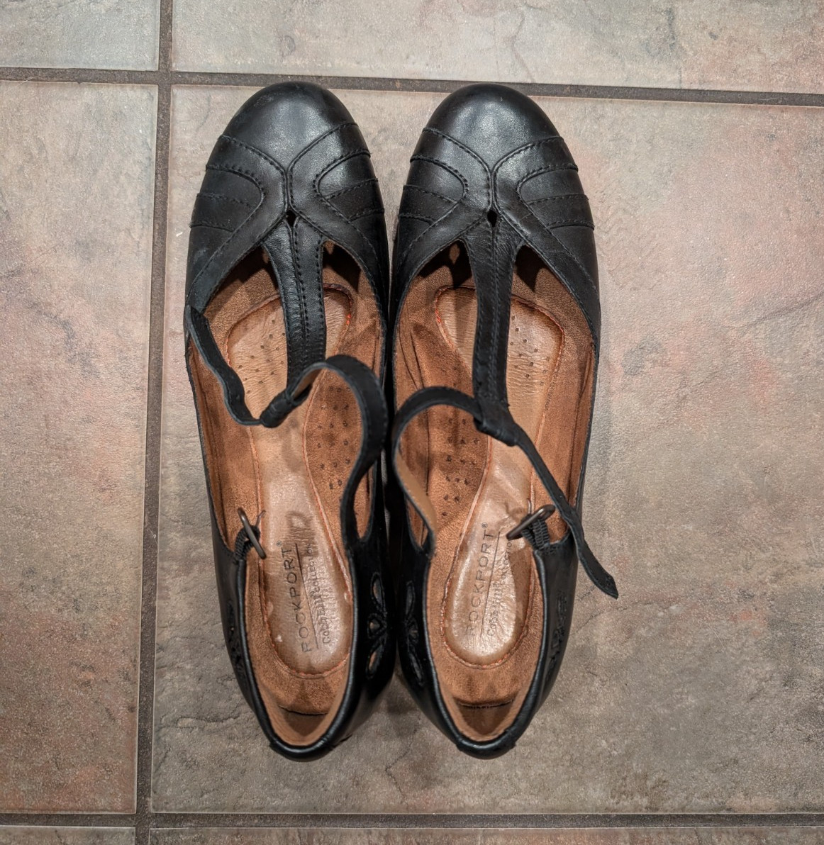 Rockport Women’s Black Leather Mary Jane Flats Round Toe Buckle Cut-Out 8.5