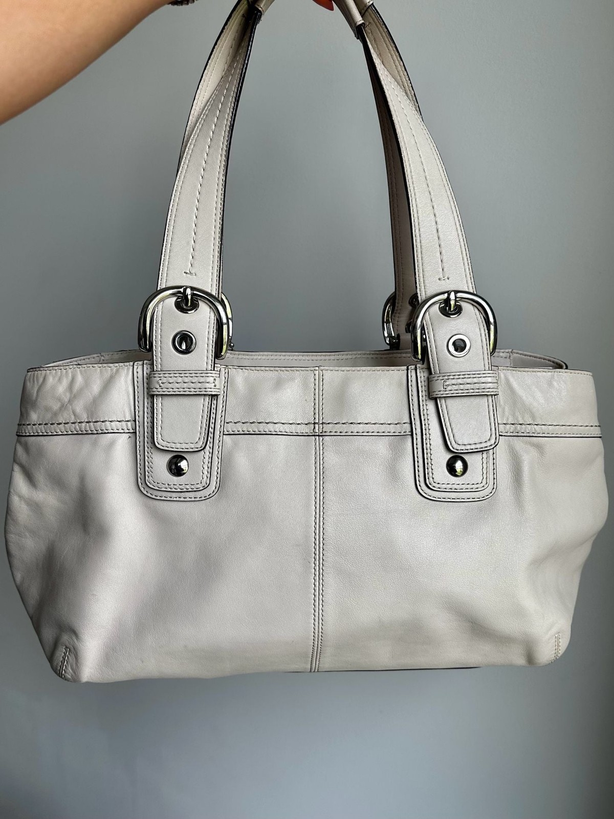 Coach Cream Leather Shoulder Bag