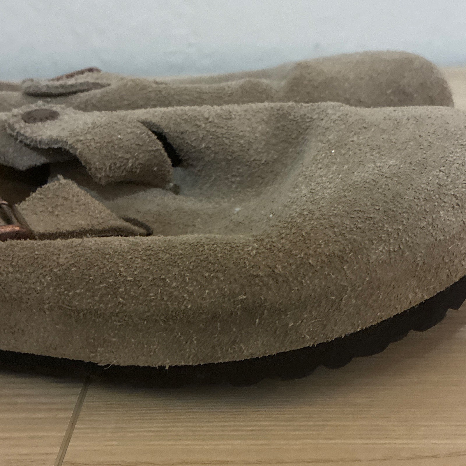 Birkenstock Boston Men’s Beige Suede Clog Sandal Adjustable Buckle US 9.5
