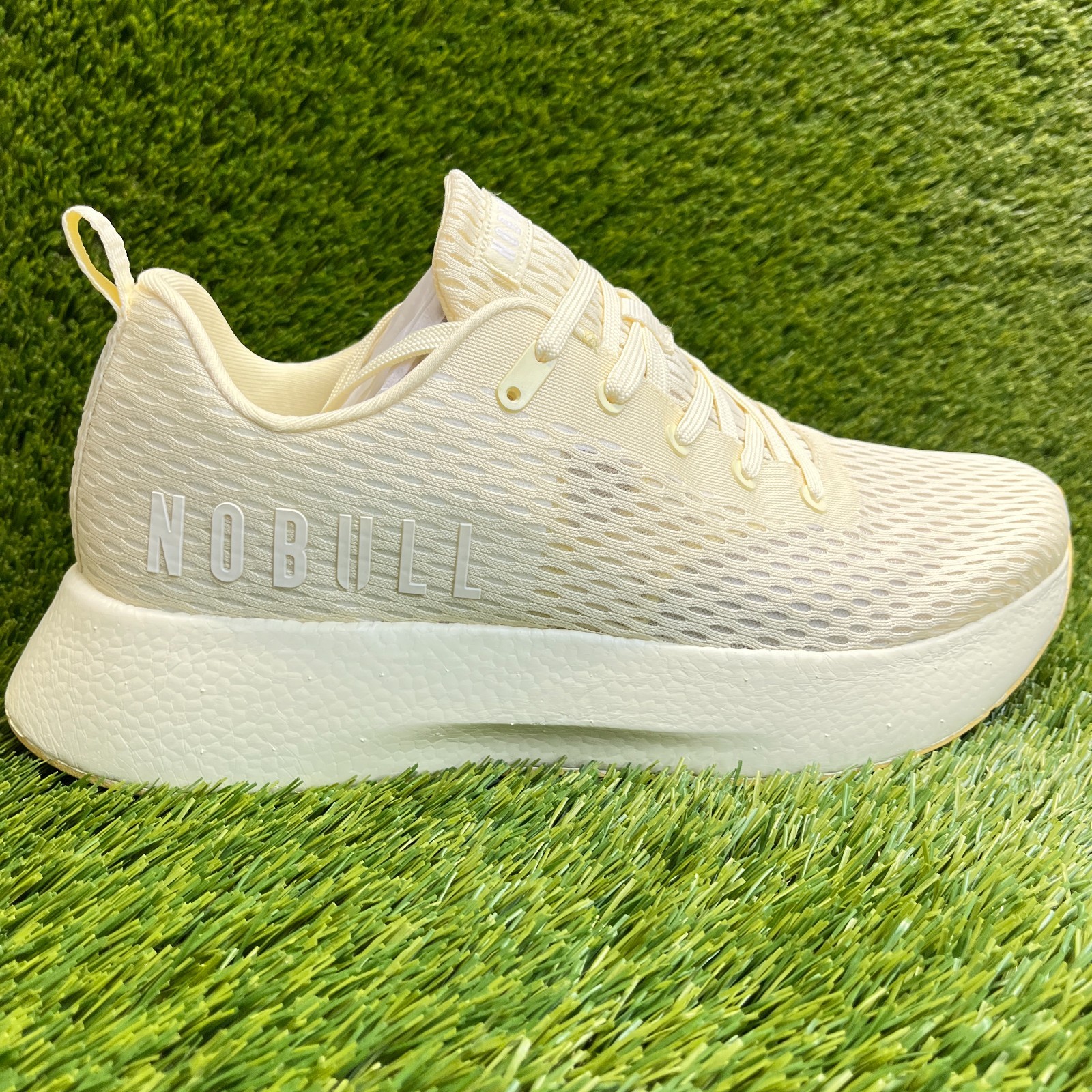 Nobull Journey Mens Size 13.5 Ivory Athletic Running Walking Shoes Sneakers