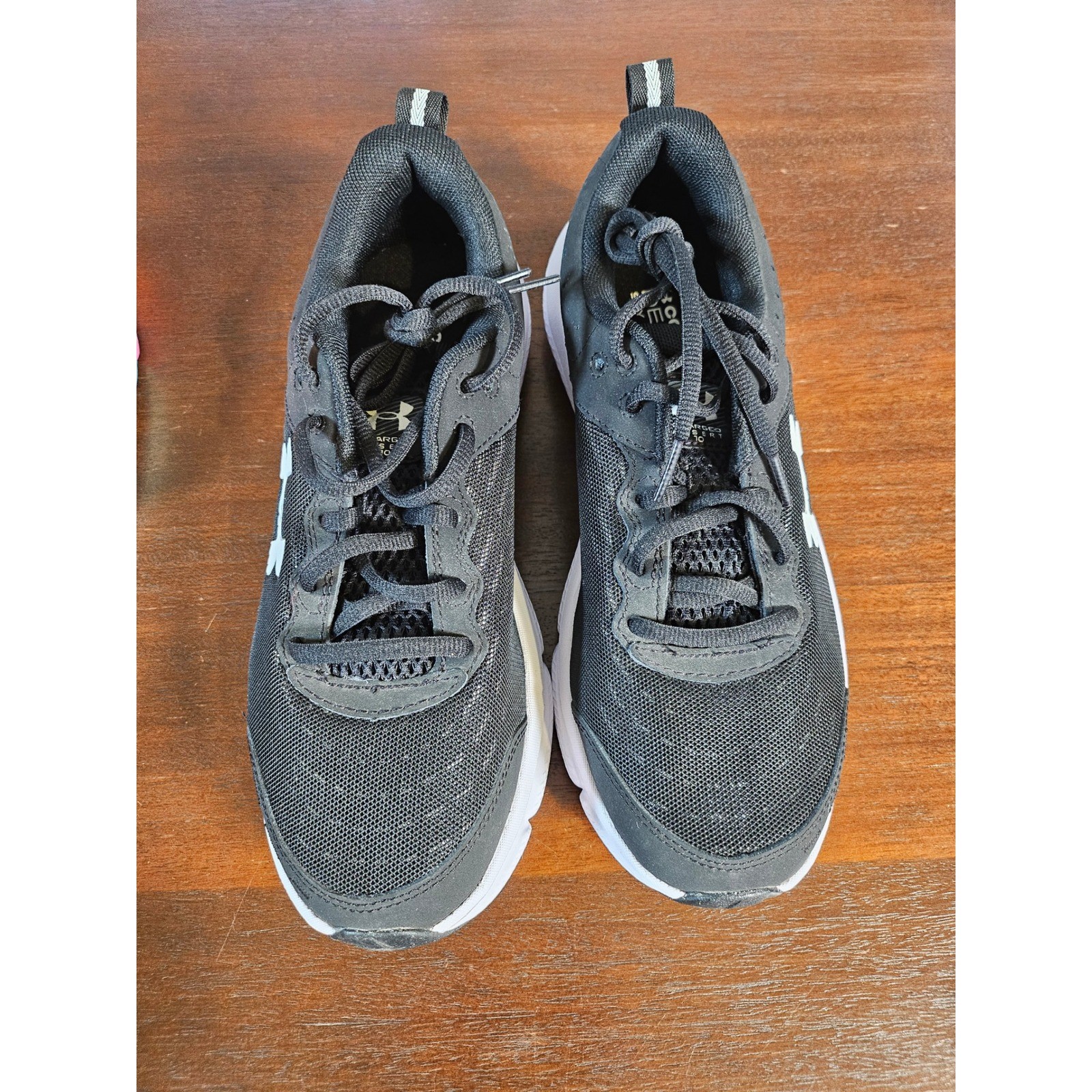 Under Armour Charged Assert 10 Running Shoes Mens 8 Black White 3026175-001