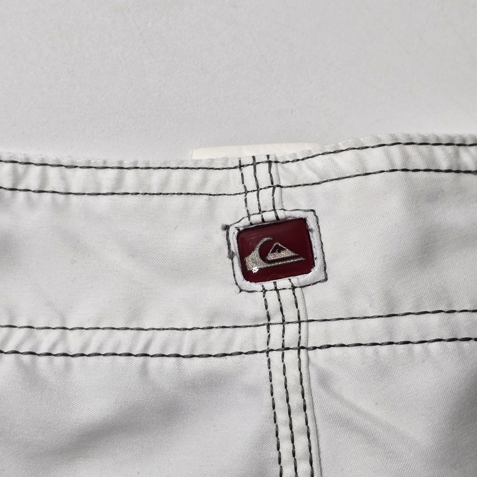 Y2K Quiksilver Board Shorts – 38 Red Star