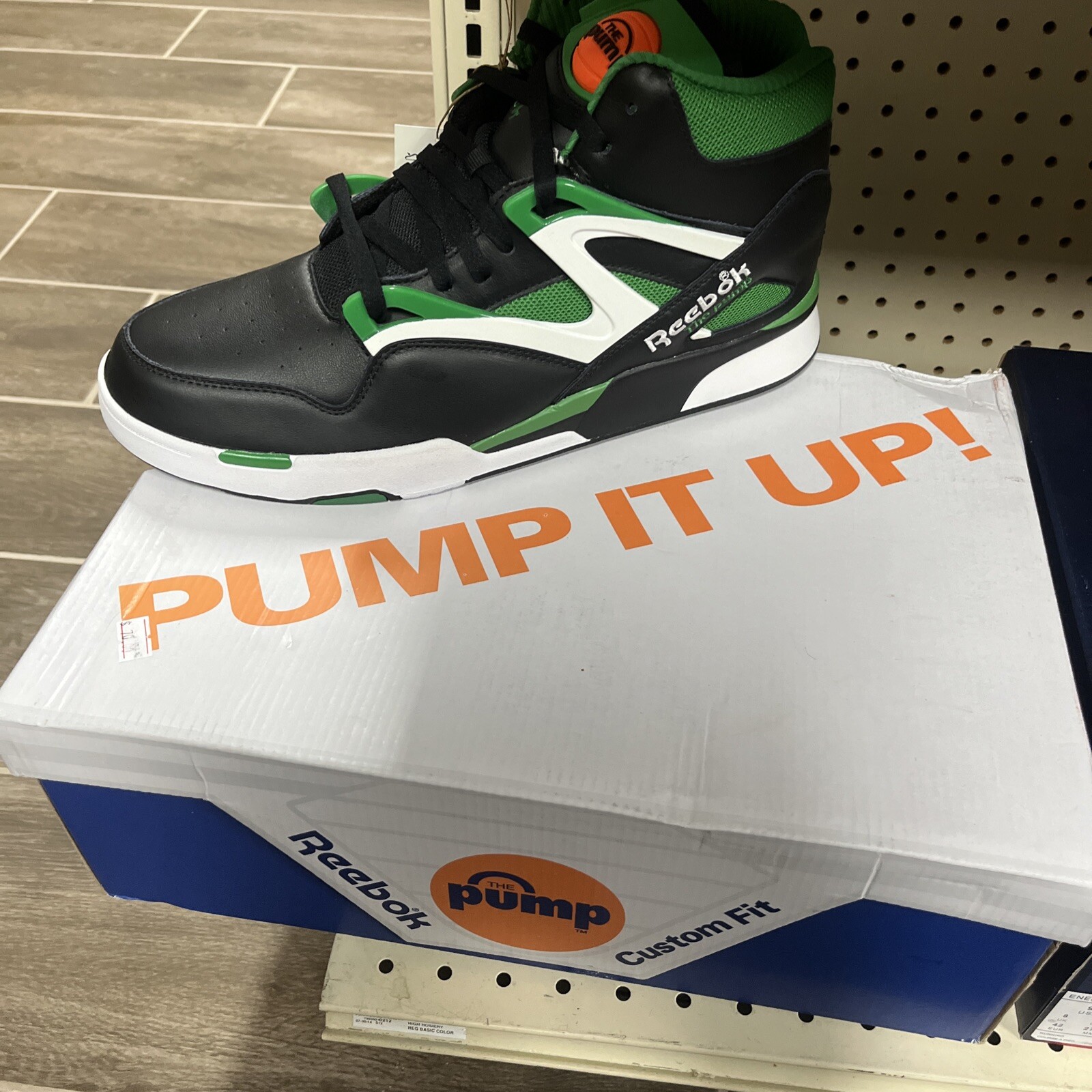 All Tenis On Existen Are 20% Off Just Asking Your Favorite And If Is Available.