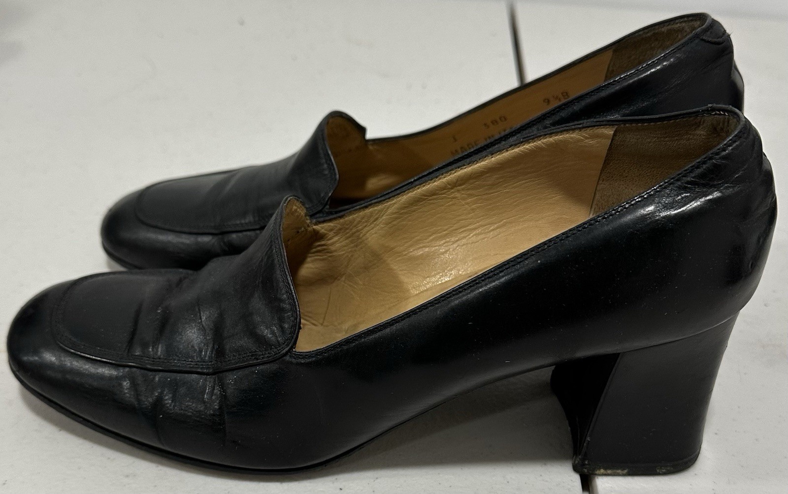Vintage Coach Black Leather Round Toe Block Heel Pumps Size 9.5