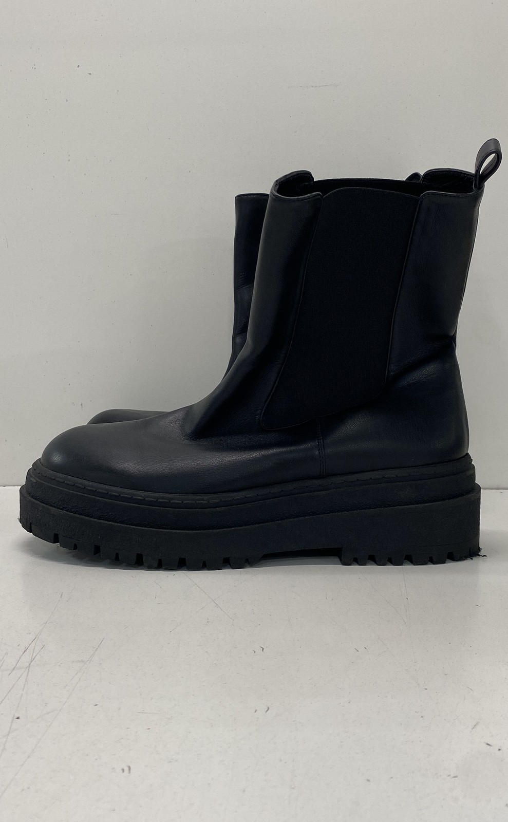Good American Black Leather High Shaft Platform Lug Sole Chelsea Boots Size 11