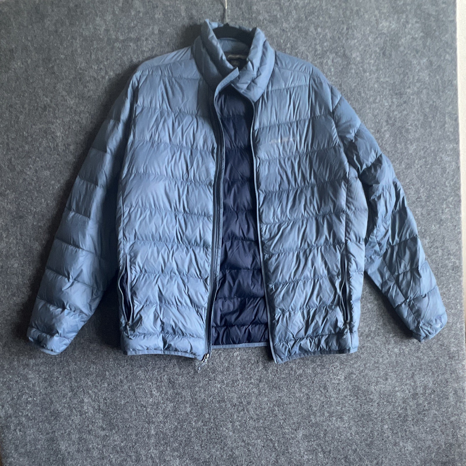 Eddie Bauer Men’s Blue Down Puffer Jacket M Full Zip Stand-Up Collar Pockets