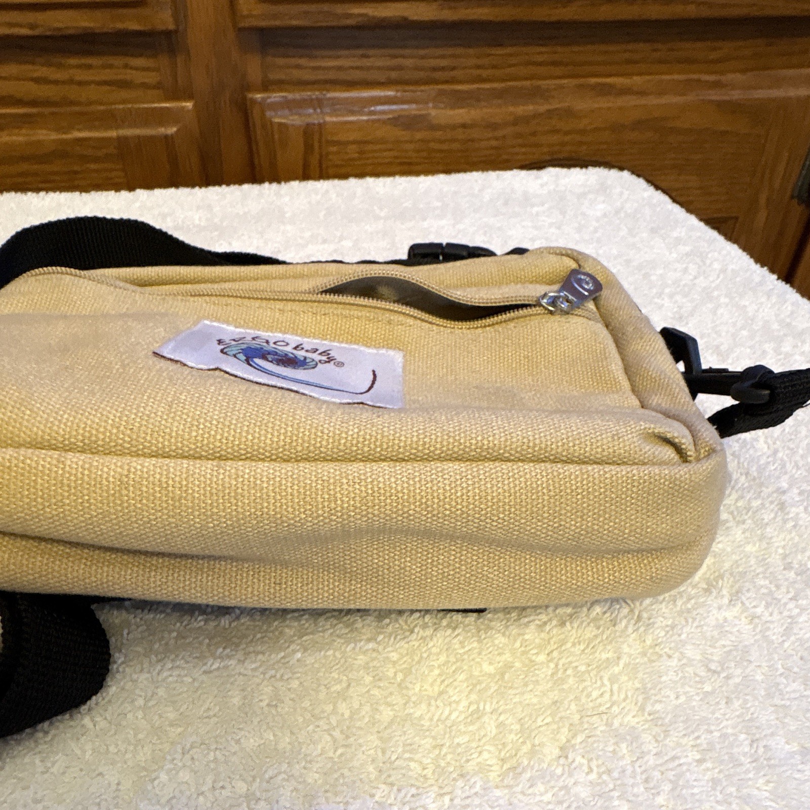 Moksha Small Beige/Black Crossbody Bag Zip Closure w/ Adjustable Strap