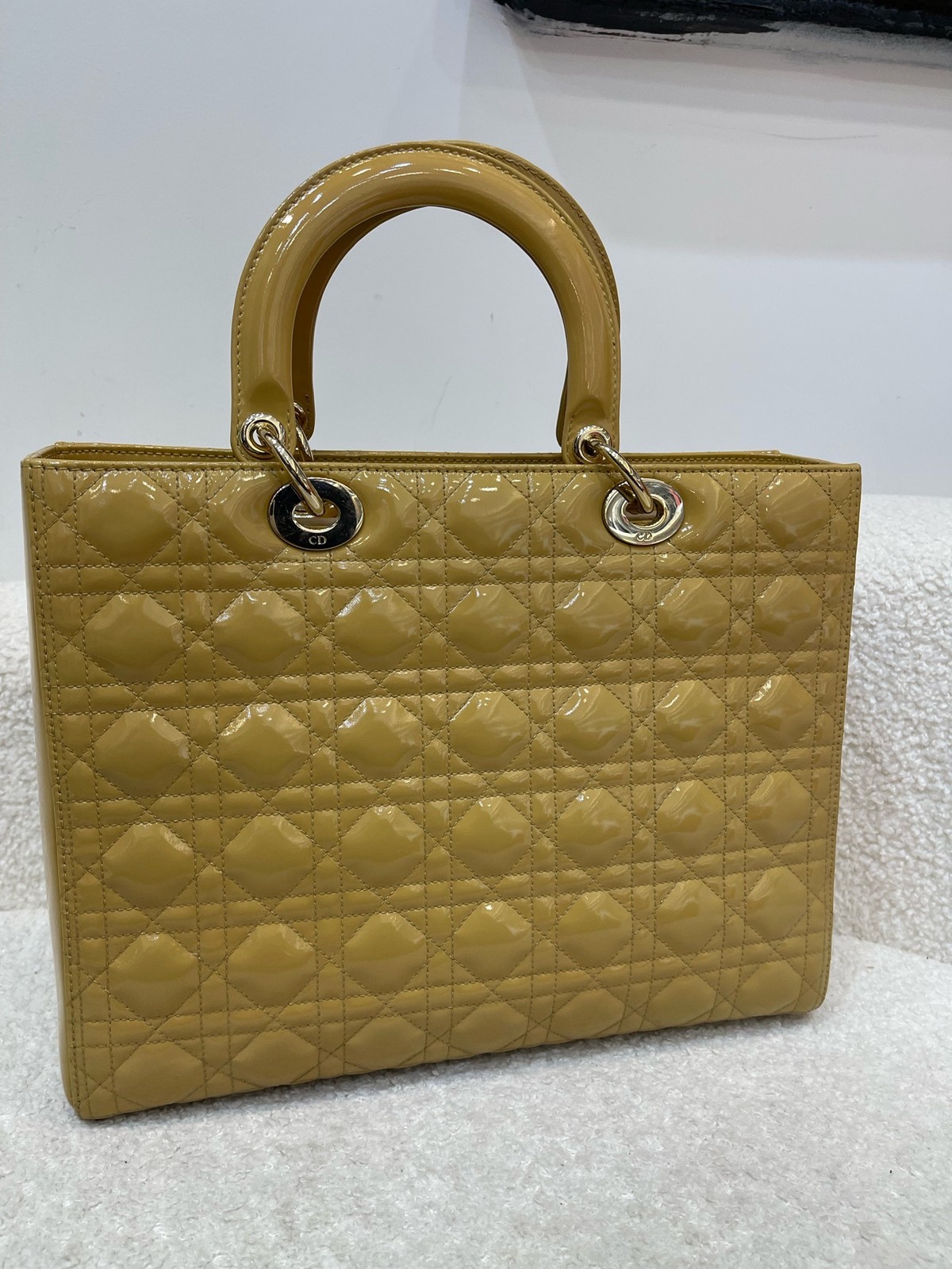 Dior Pre-Owned Authentic Luxury Handbag Yellow 32*25*11 Free Tracked Shipping