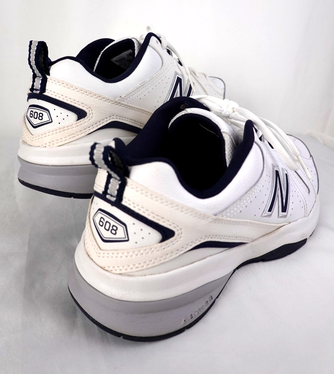 Size 10.5 – New Balance 608 4E Wide White