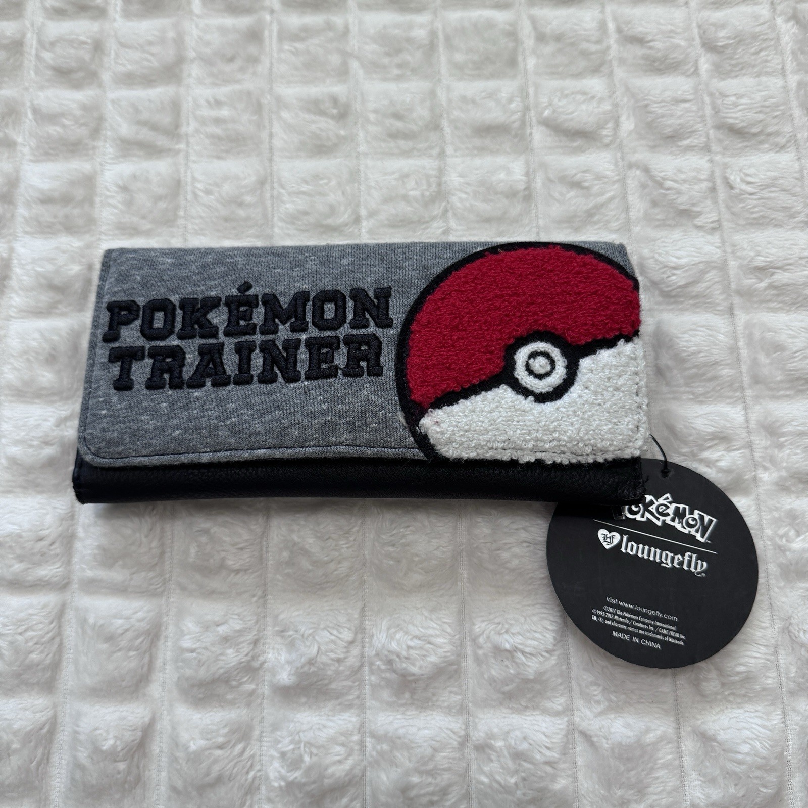 New LOUNGEFLY Pokemon Trainer Sherpa Poke Ball Trifold Wallet