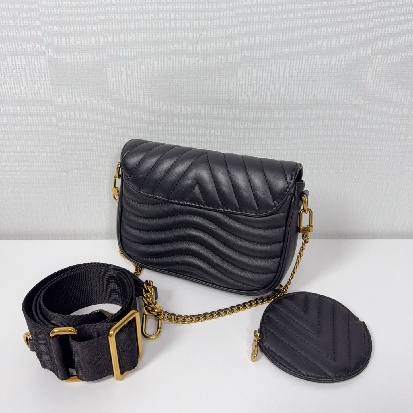 Authentic Louis Vuitton New Wave Multi-Pochette Matelassé Calfskin Crossbody