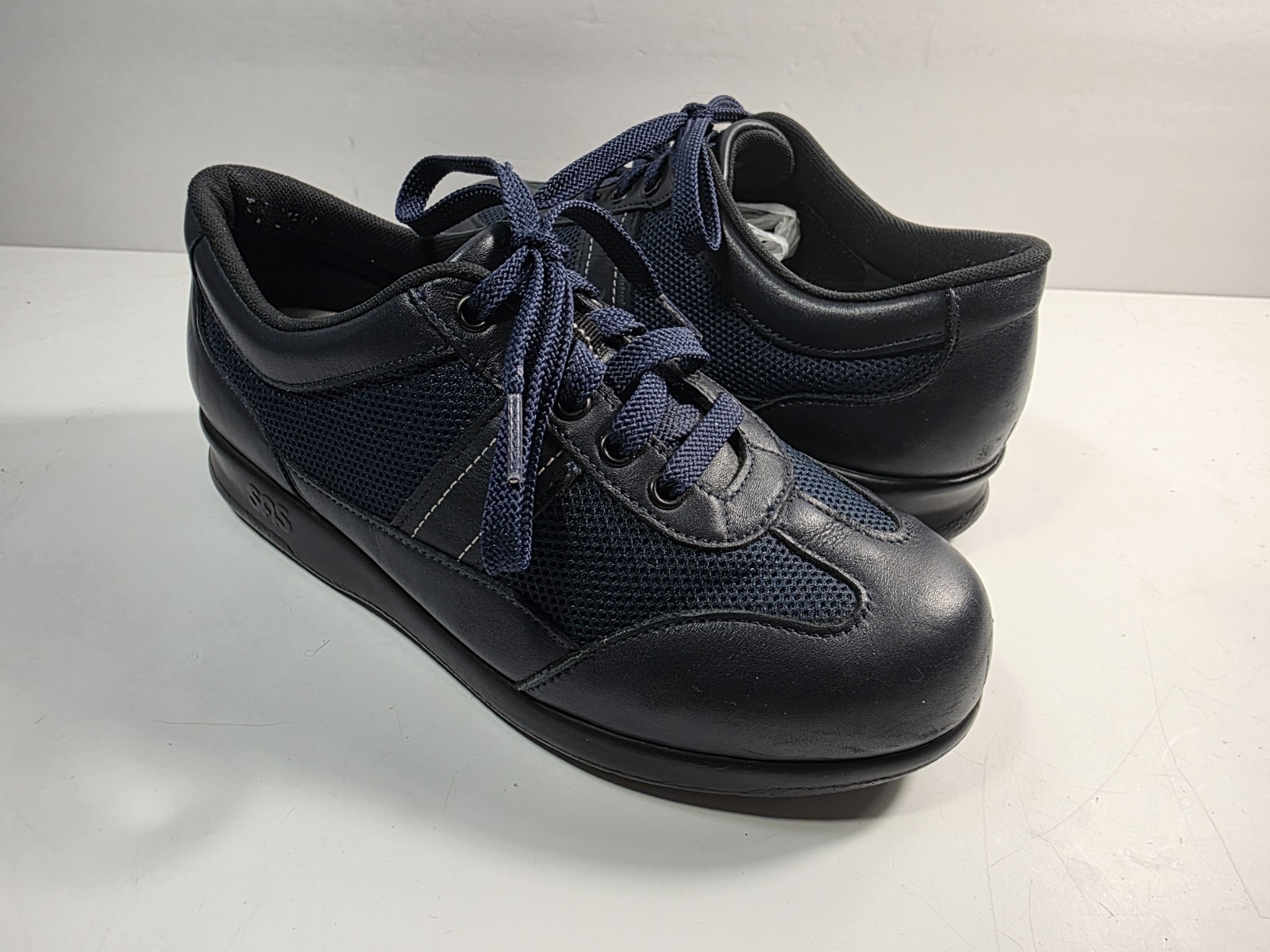 SAS Womens Navy FT Mesh and Leather Walking Sneakers – Size 6WW